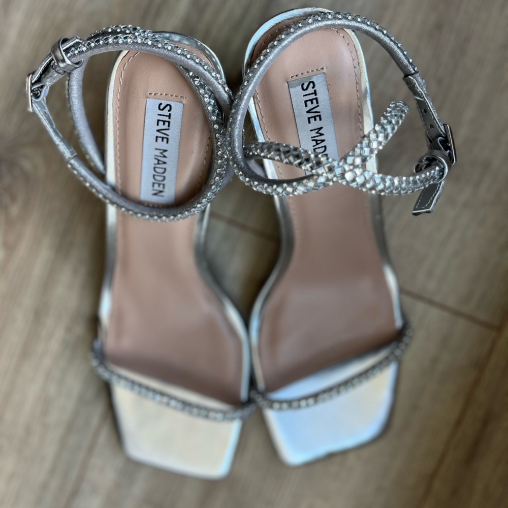 Steve Madden Metalic Rhinestone Block heels size 8